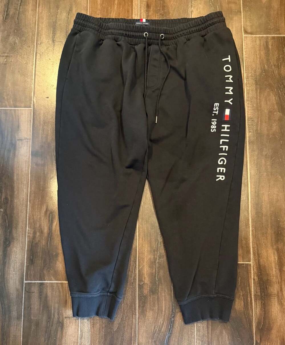 Tommy Hilfiger Logo Sweatpants Black